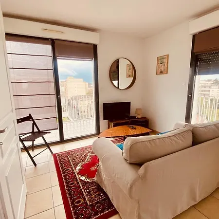 Guestready - An Enjoyable Break In Chartrons Apartment Bordeaux
