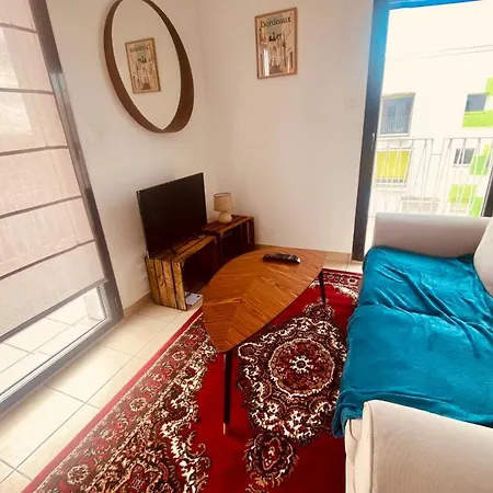 Guestready - An Enjoyable Break In Chartrons Apartment
